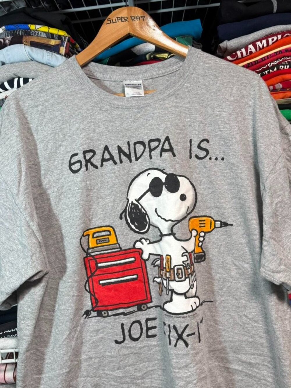 00s snoopy grandpa is Joe fix it graphic t shirt grey